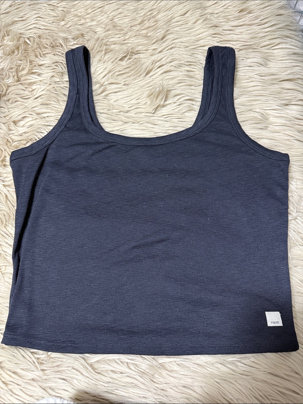 Vuori Black Ribbed Scoop Tank